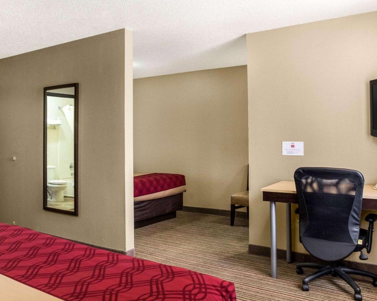 Econo Lodge Grand Forks Exterior foto